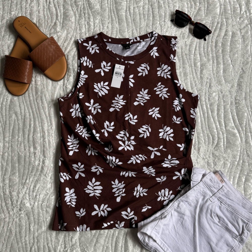 ✨Brand New!🔥 Ann Taylor Brown Tank Top with White Leaf Print